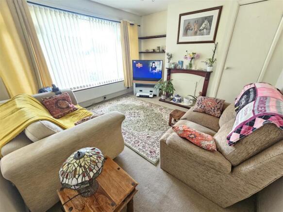 Sitting Room.jpg