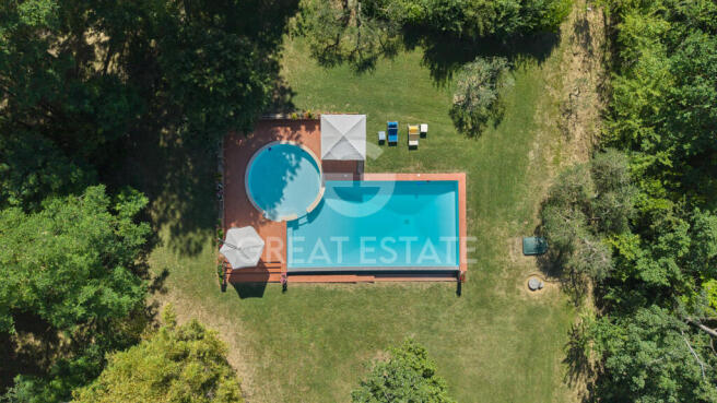 Esterno