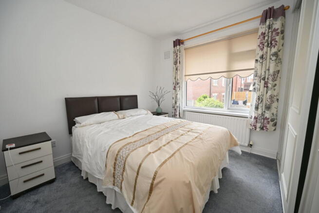 3 bed Semi-Detached for sale Image 8