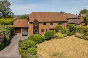 2, Albany Close, Trowbridge BA14 7LN
