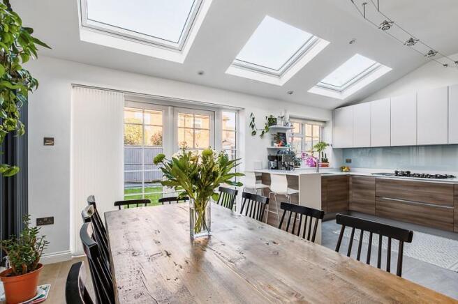 Open-Plan Kitchen/Dining Spaces