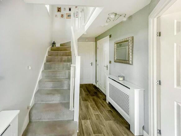 3 bed Detached for sale Image 4