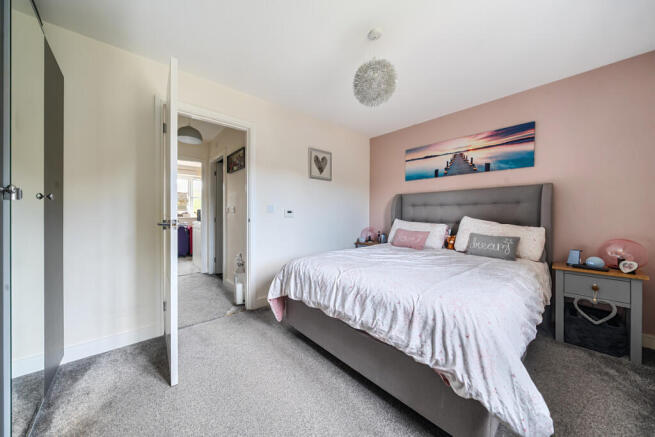 2 bed Semi-Detached for sale Image 12
