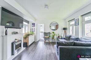 Flat 9, Gothic Court, Wyndham Road, London SE5 0UQ