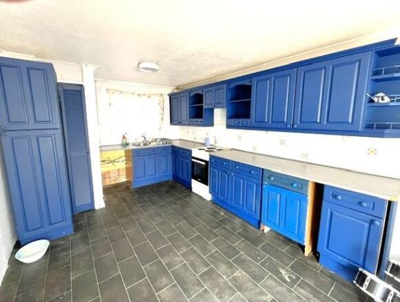 kitchen/breakfast room