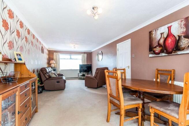 Lounge / Dining Room