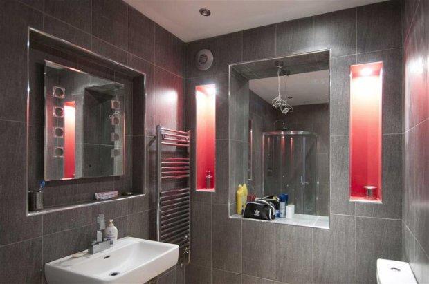 En-Suite Bathro...