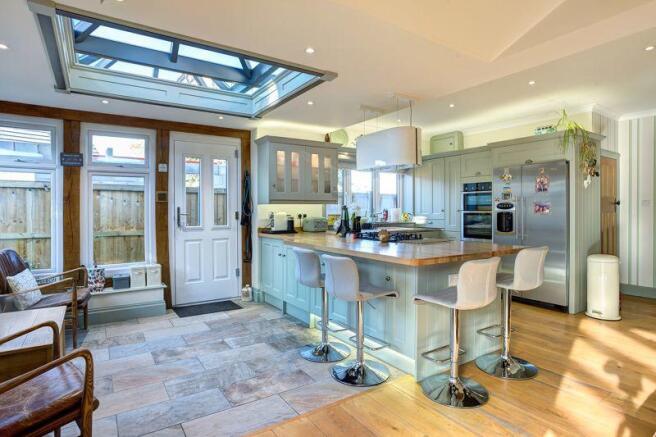 LIVING DINING KITCHEN