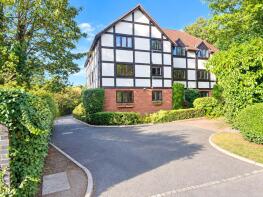 2, 1 Gables Lodge, Crescent East, Barnet EN4 0EL
