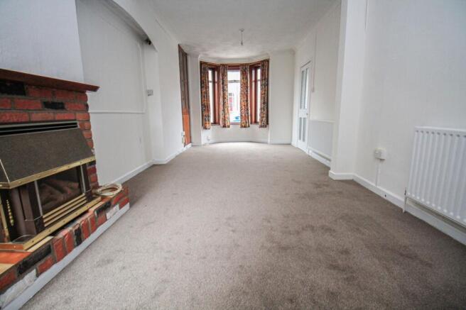Hazeleigh Avenue, Woolston, SO19 photo 2