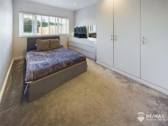 GF Bedroom.jpg