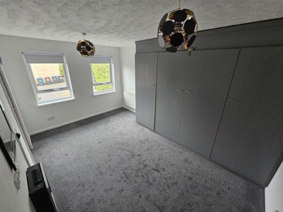 Lounge/Bedroom