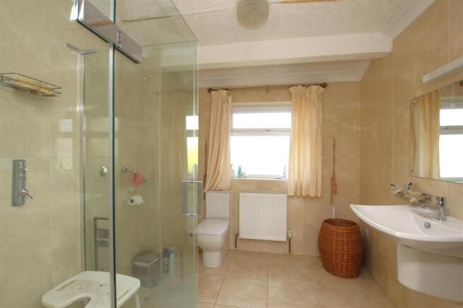 Shower Room.JPG