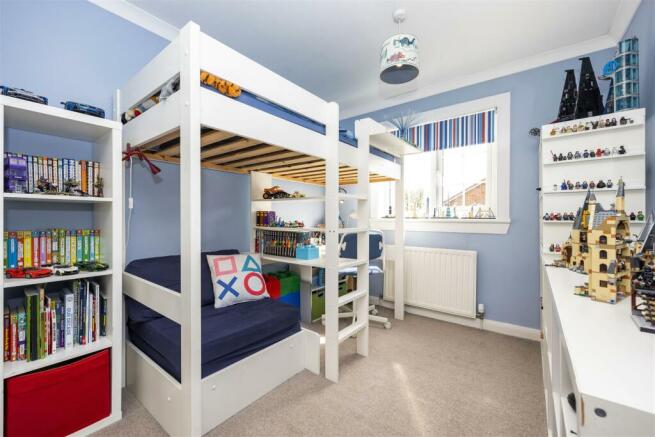 33_CLADDENS_PLACE_LENZIE_030.JPG