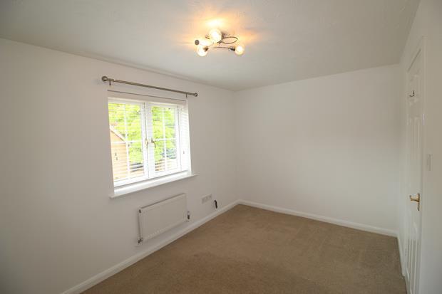 Bedroom 1 (3)