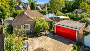 21, Luxford Drive, Crowborough TN6 2PN