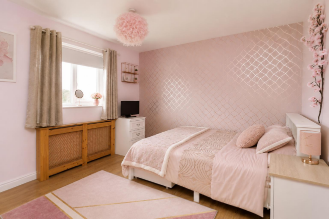 3 bed Terraced for sale Image 12