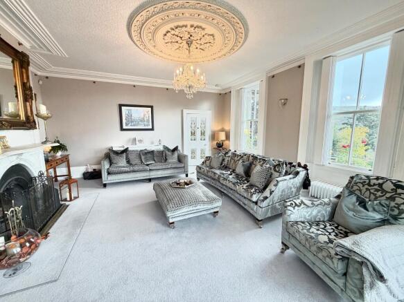 Oats Royd House, Luddenden, HX2 6RF photo 4