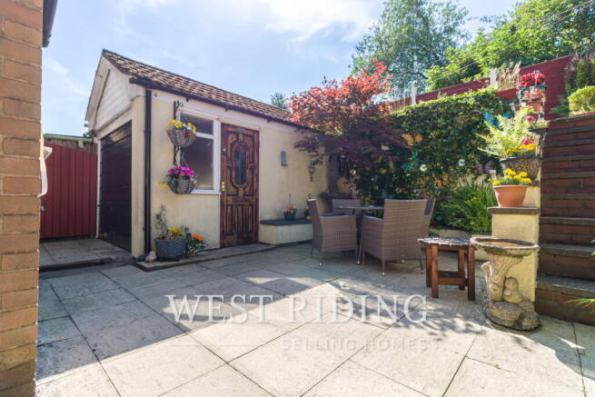 4 bed Semi-Detached for sale Image 4