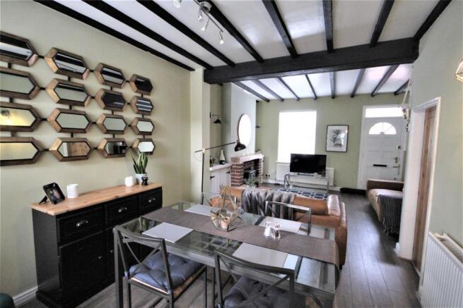 Lounge / Dining Room