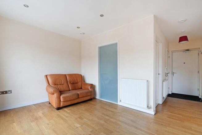 1 bed Apartment for sale Image 6