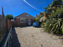 85, Cross Road, Brighton BN42 4HH