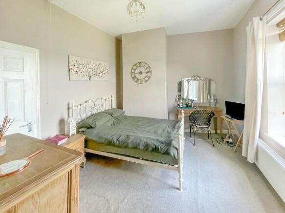 2 bed Terraced for sale Image 7