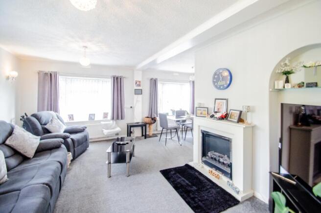21 Tregainlands TPS Bodmin 01208 74182-17