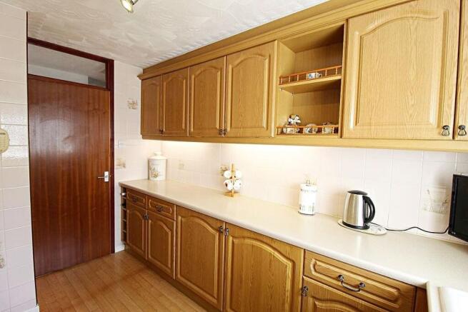 2 bed Detached Bungalow for sale Image 8