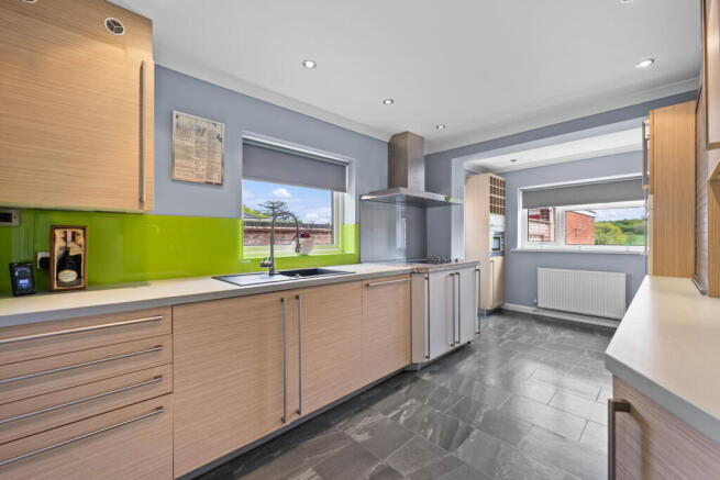 3 bed Detached for sale Image 6