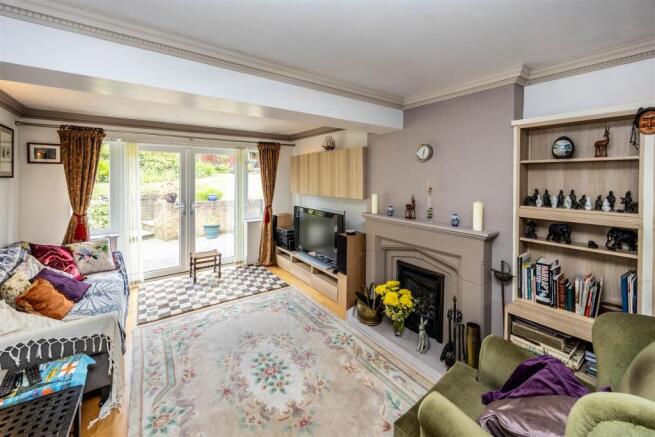 4 bed Detached for sale Image 7