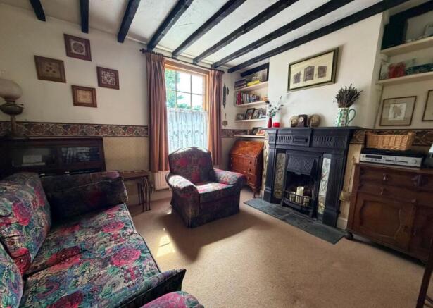 5 Parkside Cottages, The Street, West Clandon, Guildford, Surrey, GU4 7ST photo 4
