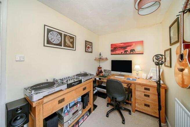 Photo 9