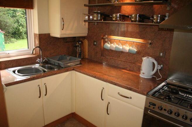 Photo 6