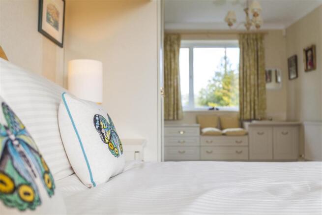 BEDROOM-9012.jpg