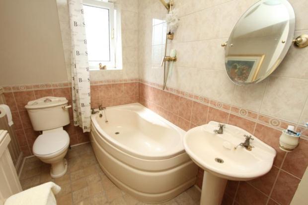 Bathroom No.2