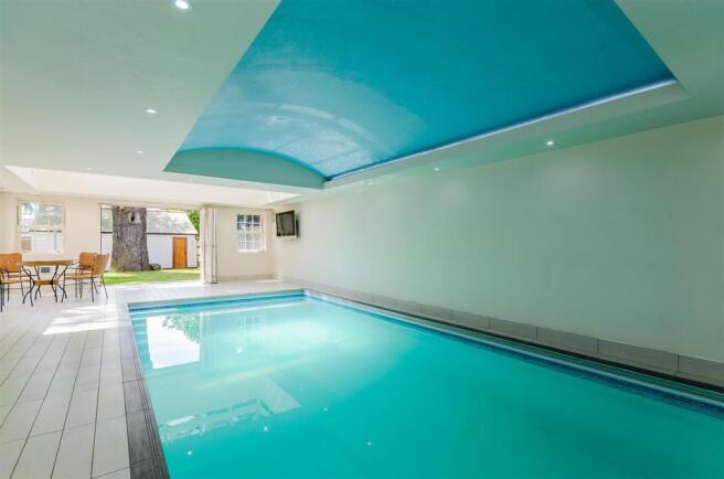 8293885-interior38.jpg