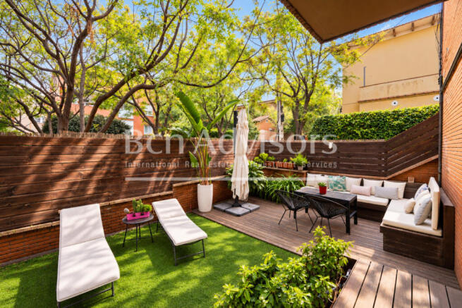 Maravillosa-vivienda-con-jardin-y-piscina-en-Fi...