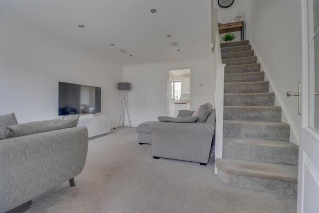 Campbell Close, Wickford photo 2