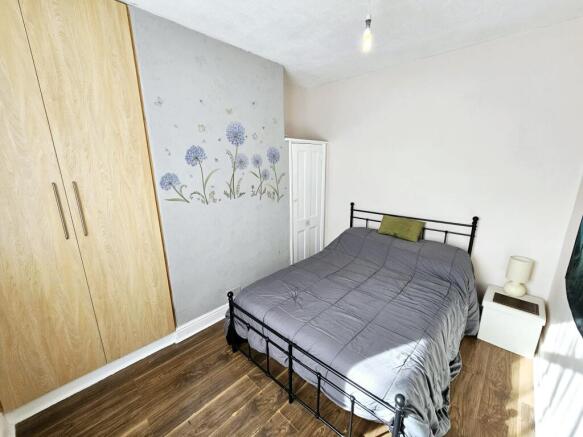 2 bed Terraced for sale Image 7