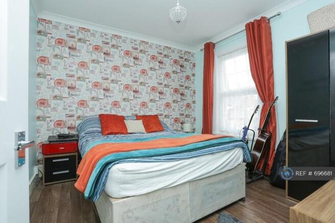 Front Bedroo