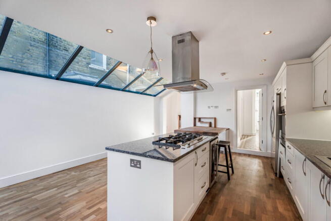 Alexandra Road, London, SW19 photo 4