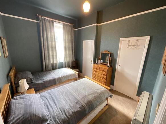 2 bed Apartment for sale Image 6