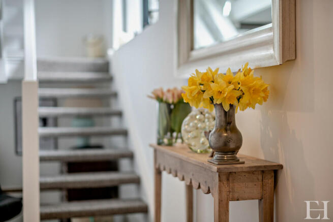 8590702-interiorw...