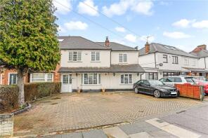 22, Chalgrove Crescent, Clayhall, Ilford IG5 0LU