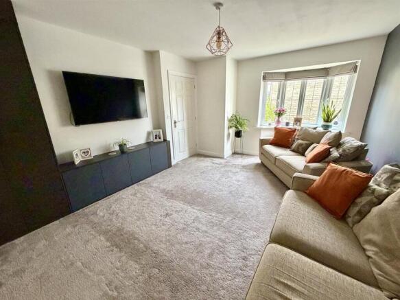 Bramleys Estate Agents - Huddleston Court - Mirfie