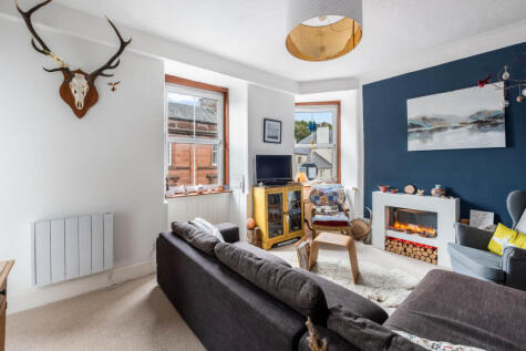 East High Street, Crieff, PH7 3