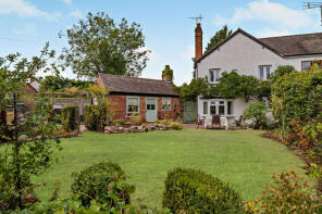 Christmas Cottage, Sandy Lane, Cradley WR13 5LS