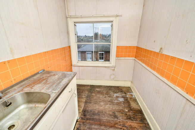 Kitchen/Bedroom 5