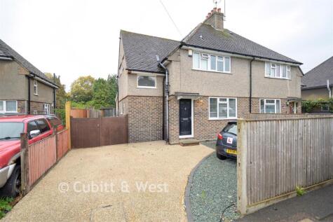 Meath Green Avenue, Horley, Surrey